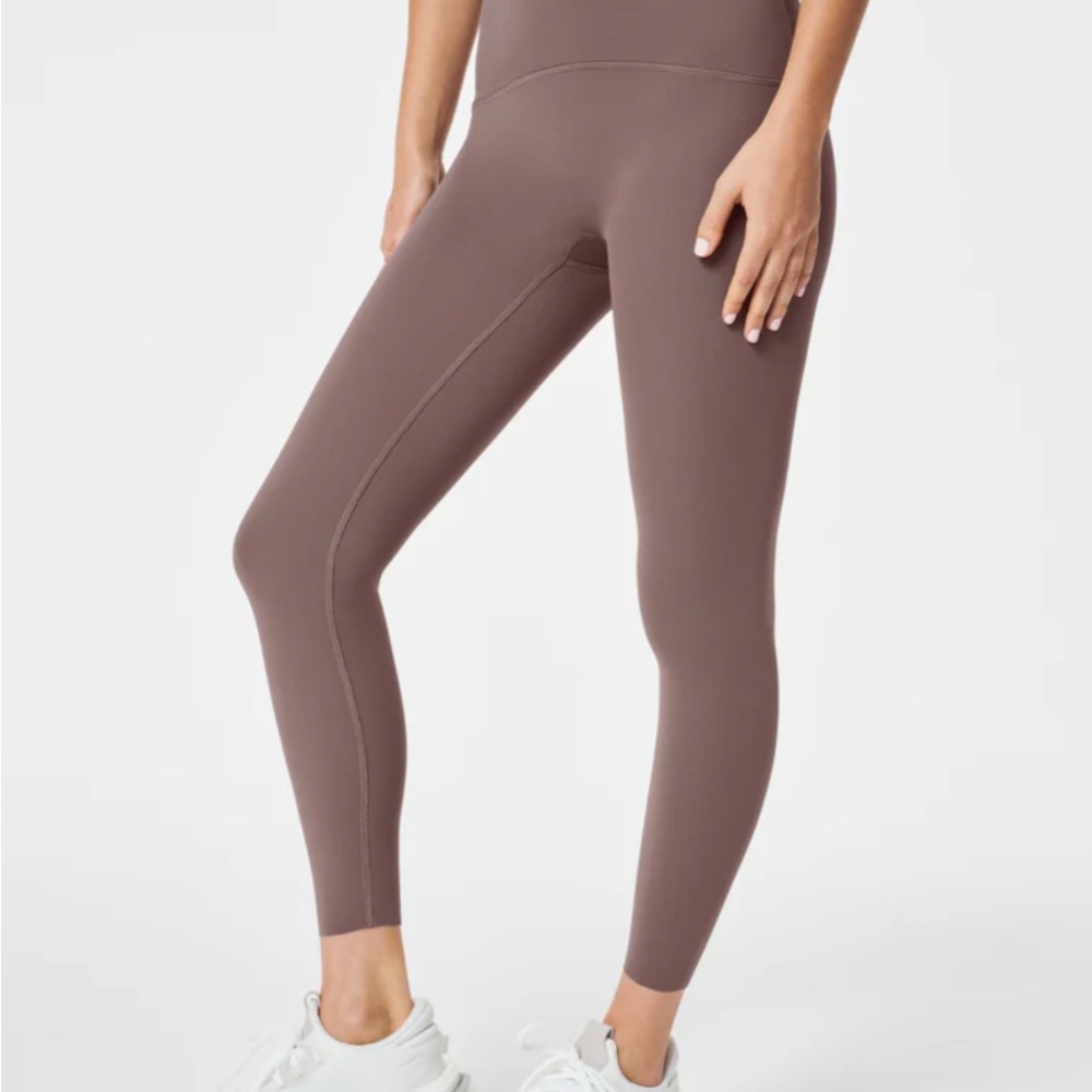 SPANX Booty Boost Brown High-Waisted Leggings with Seamless Fit Size Medium